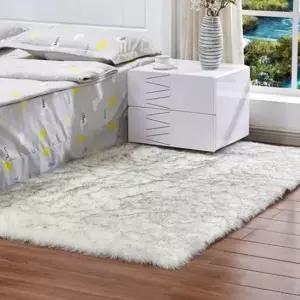 거실러그 화이트 그레이 직사각형 장모 러그 카페트 60X120cm 소형러그