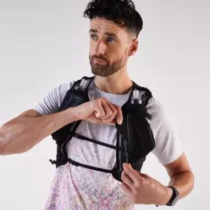 데카트론 트레일 러닝 백 10L 900(1L 하이드레이션 팩 포함) 킵런