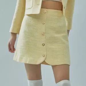 [미쏘] A라인 트위드 미니 스커트 (MIWWHD401G-T)