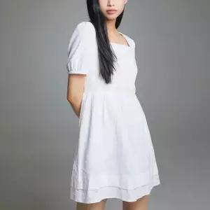 [미쏘] 스퀘어넥 미니 원피스 (MIWOWD712G-T)