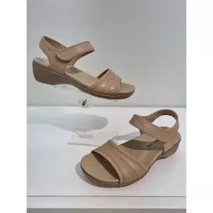 [에스콰이아] 에스콰이아 여성 발편한 데일리 샌들 굽4센치 YADMSD701 [P003176087]