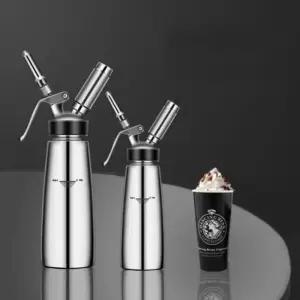 음료 거품 와플 디저트 휘핑건 생 휘핑 카페 휘퍼