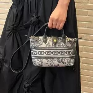 [헤지스](대전신세계)[H.Toile] 시그니처 H 뜨왈 토트겸 크로스백 S HIBA5F650N3