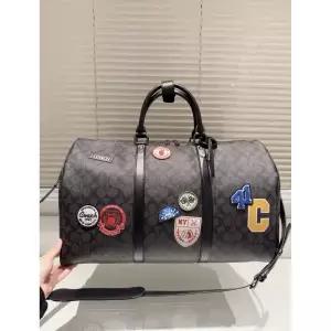 코치 벤처러 레더 가방 시그니처 캔버스 패치 장식 그레이 컬러 한정판 5618901