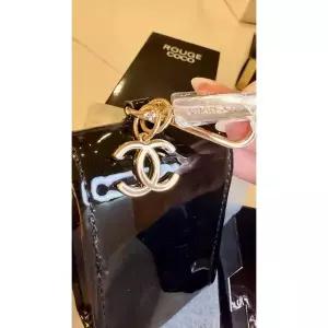 샤넬 루즈 코코 특허 립스틱 케이스 파우치 (참 장식 포함) 증정품