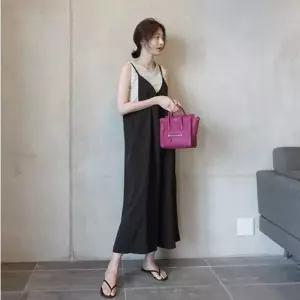 여친 팬츠 바지 캐주얼 블랙 와이드 브이넥 슬림핏 투인원 빅사이즈 쉬폰 멜빵 9부 OP1