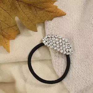 라운드 머리고무줄 큐빅 여아머리끈 화이트 여성머리끈 유아머리끈 여아머리끈