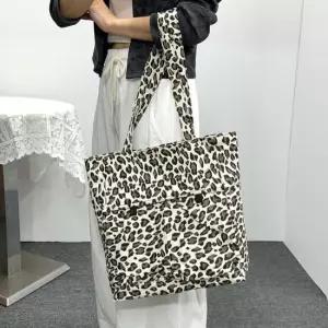 스타일리시한디자인 유니크한 호피무늬 포인트 숄더백 여성숄더백 여자핸드백 쇼퍼백