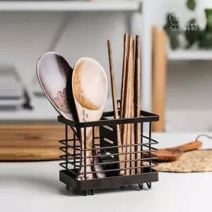 현이몰 스텐 철제 걸이형 수저통 물빠짐 조리도구 수저꽃이 수저꽂이 수저함 규조토 주방용품