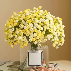 아기자기 섬세한 인테리어 조화 안개꽃