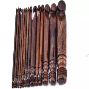 로즈우드 크로셰 후크 세트 15 3.5mm ~ 25mm 자연 손으로 만든 뜨개질 및 뜨개질용 인체공학적 나무 실