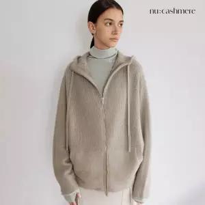 [런칭가 399000원]누캐시미어 라쿤울 스팽글 후드점퍼