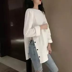 [이지커머스]여리여리 옆라인 단추 롱 티 HH-B23 봄티셔츠 여성긴팔티 여성면티 박스티 프릴티셔츠