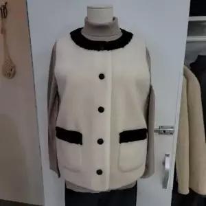 [하프클럽/올리비아하슬러]올리비아하슬러 DP01 라운드 앵모  베스트 OHDWVT203