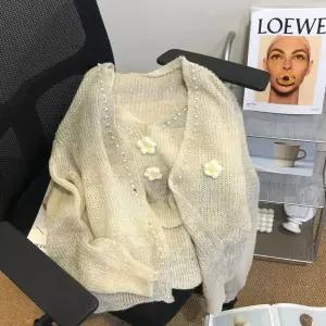 EAMT 니트 가을 봄 투피스 여사친 가디건 숏 무스탕 코트 나시 플라워 EUNG3