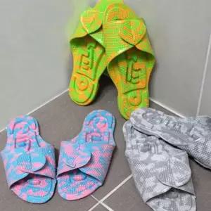 화잘실 욕실 거실 실내용 발 지압 돌기 가벼운 슬리퍼 털실 내화 실내화 학교 방한 털신