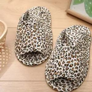 [하프클럽/]빠띠라인 누빔 퀼트 면 거실화 덧신