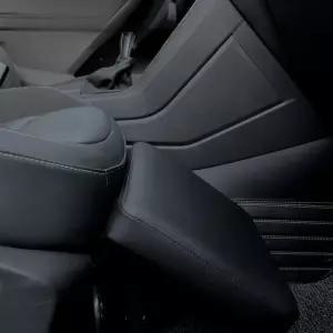 차량용 다리받침대 조수석 그레이 종아리 거치대 각도조절