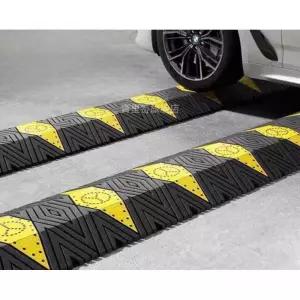 지게차방지턱 실내 유로식 경사판 실내방지턱 방지턱 공장 고속 실외 고강도 제품 커버 매트 바닥