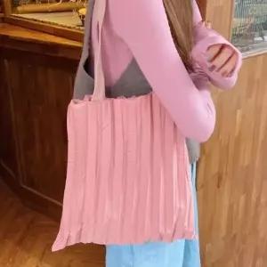 비비드 숄더형 주름 에코백 가방