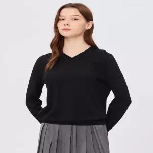 헤지스 여성 24FW [반값세일][스테디셀러][울100%] 블랙 로고자수 브이넥 스웨터 WSSW4D8C2BK