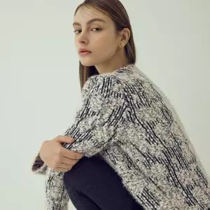 나이스클랍 크롭 트위드 니트 가디건 X256PWKA50