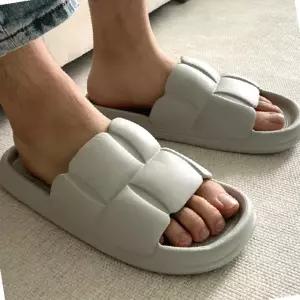 뚱카롱 쿠션 슬리퍼 그레이 푹신한 구름 거실화 층간소음 방지 실내화