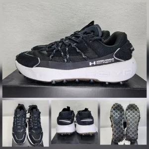 [국내매장용] 언더아머 UA펫타이어벤쳐프로 3027212-004