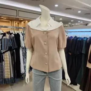 [베스띠벨리]카라레이어드반팔블라우스BKBAE2476BE_BP