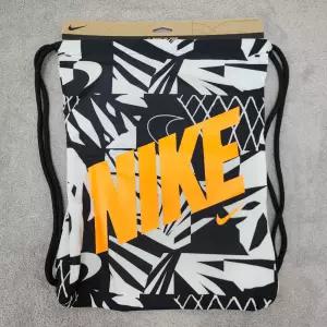 오늘국내출발 나이키 Y 어린이 키즈 축구화 짐색 운동화 가방 슈즈백 DV6144-010