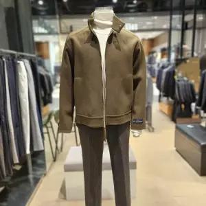 [레노마](하남점)RENOMA 프리미엄 울 캐시미어 혼용 하이넥 숏 점퍼 RPLMBU51A