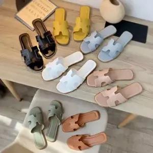 슬리퍼 편안한 여성슬리퍼 사무실 외출용 낮은굽 여름 WD81ABC