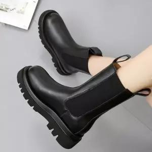 통굽 앵클 부츠 데일리 겨울 외출슈즈 블랙 첼시부츠 리본포인트레인부츠 여성가을봄부츠
