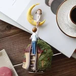 돌아가는 오르골 선물용 촬영용 장식소품 감성소품 (KYR-WBA0803)