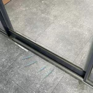 방문 우풍차단 틈새막이 문틈 그레이 WFM6TYX