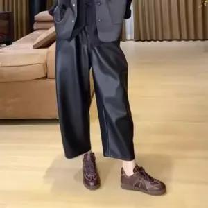 럭셔리 여성 양가죽 배기핏 블랙 팬츠 슬림핏 가죽 7 8 140-150cm XXS 40kg