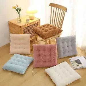 웜플리스 스퀘어 쿠션 의자방석 겨울 차량용 공부 털방석 WFMFKFC