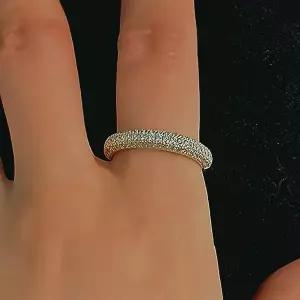 [엘렌쥬얼리] 925실버 풀 라운드 파베 큐빅 미스 링 반지