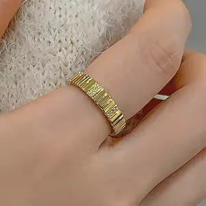 [엘렌쥬얼리] 925실버 스틱 패턴 큐빅 라인 볼드 미스 링 은 반지