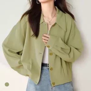 KARRA 핀턱시그니처라이트자켓_A6S0257