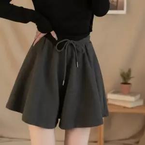 [다잇템] 여성 캐쥬얼 후레아 활동용 일상 치마바지