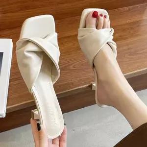 꼬임 스트랩 프렌치 미들힐 샌들 각진앞코 패션슈즈 WFFK0XI