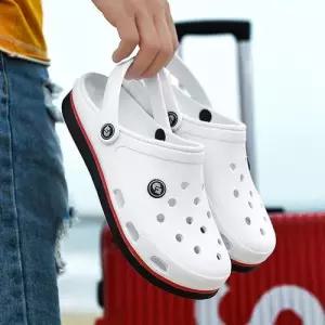 슈슈 펀칭 샌들 슬리퍼 여름슬리퍼 물놀이신발 245mm WFF9F08