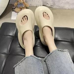 디자인 슬리퍼 구멍 뚫린 홀 편안한 3cm 통굽 WFF582E