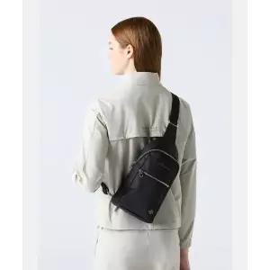 브랜드정품 데상트 DESCENTE 우먼스 나일론 슬링백 블랙 SR122UBG10 291623