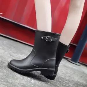 심플 내추럴 버클 포인트 힙스트 여성 롱 레인부츠 WF8E8C4