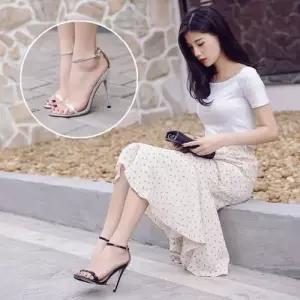 높은 힐 도시적 우아 세련 느낌 스틸레토 힐 스트랩 WF8E8B0
