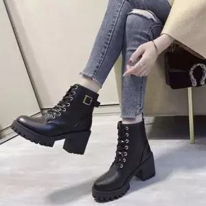 버클 장식 털안감 여성 라운드앞코 통굽 워커 WF8CCD5