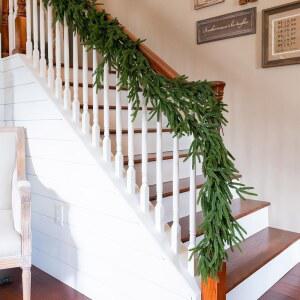 비타 도미 72인치 터치 노퍽 파인 갈랜드 리얼리스틱 6피트, 맨틀용 크리스마스 갈랜드, 계단, 벽난로, 부드럽고 구부릴 수 있는 그리너리, 에버그린