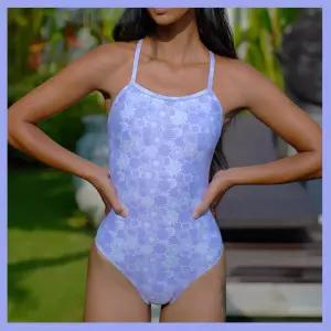 예쁜 수영복 브랜드 여자 강습 여행 해바라기 연보라벤더 썬플라워 데이지 컷아웃백 원피스수영복